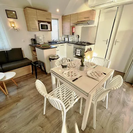 Mobile-home Confort Le Celestin Campingplads *